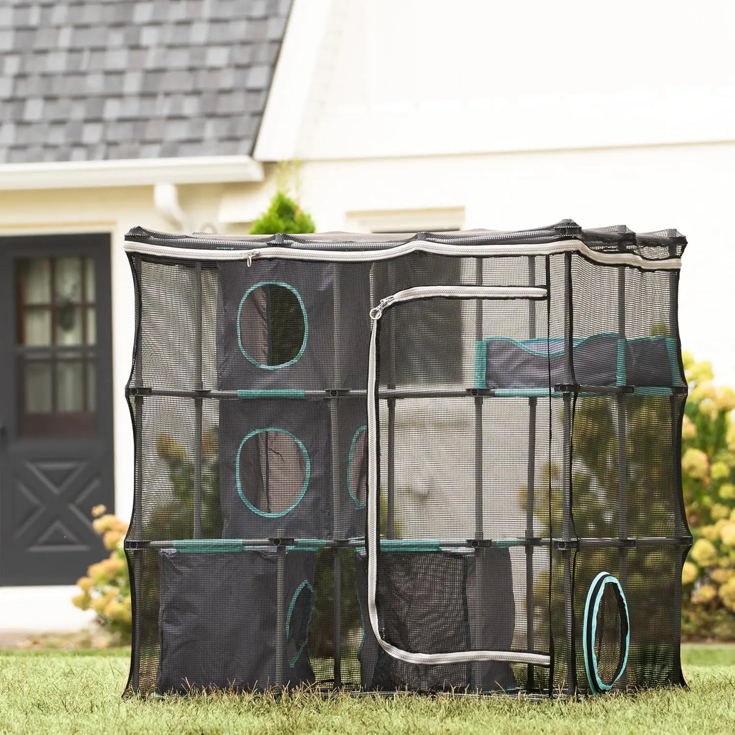 Outdoor Cat Enclosure Kit with Elevated Platform and Multiple Play Zones for Cats, Durable Weatherproof Design for Garden